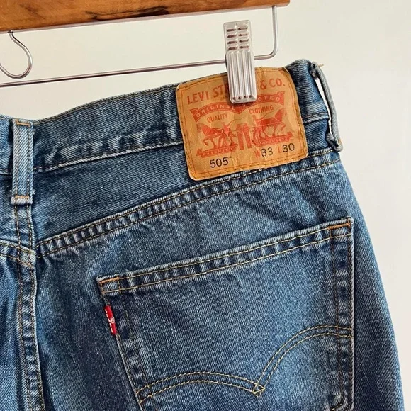 Levi’s 505 Jeans - Picture 6 of 7